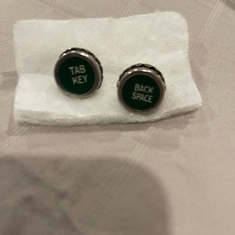 Cufflinks